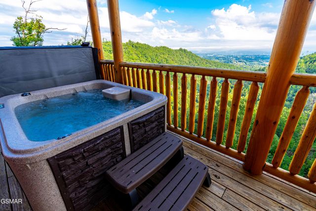 1854 Billard Way, Sevierville, TN 37876