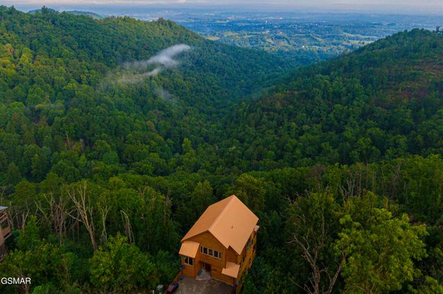 1854 Billard Way, Sevierville, TN 37876