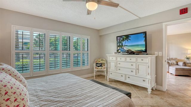 1001 BENJAMIN FRANKLIN DRIVE 110, Sarasota, FL 34236