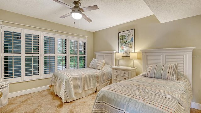 1001 BENJAMIN FRANKLIN DRIVE 110, Sarasota, FL 34236