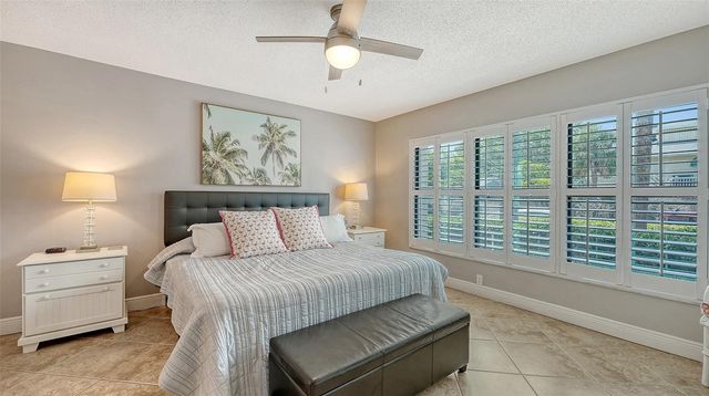 1001 BENJAMIN FRANKLIN DRIVE 110, Sarasota, FL 34236