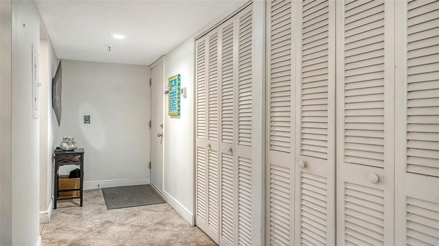 1001 BENJAMIN FRANKLIN DRIVE 110, Sarasota, FL 34236