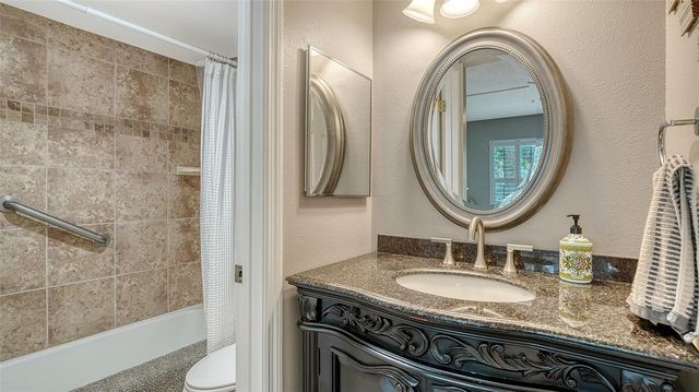 1001 BENJAMIN FRANKLIN DRIVE 110, Sarasota, FL 34236