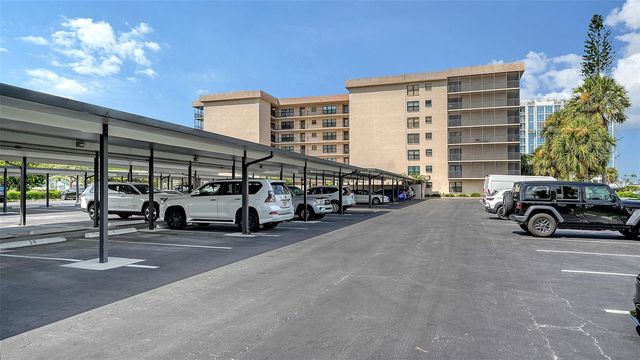 1001 BENJAMIN FRANKLIN DRIVE 110, Sarasota, FL 34236