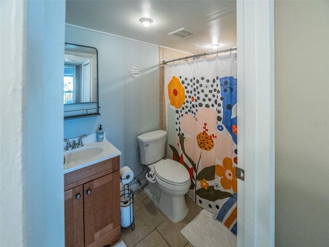 1051 S HIGHLAND STREET 7E, Mount Dora, FL 32757