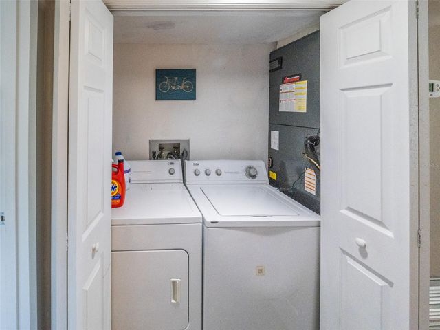 1051 S HIGHLAND STREET 7E, Mount Dora, FL 32757