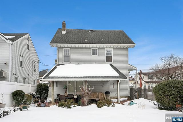 30 Lincoln Avenue, Totowa, NJ 07512