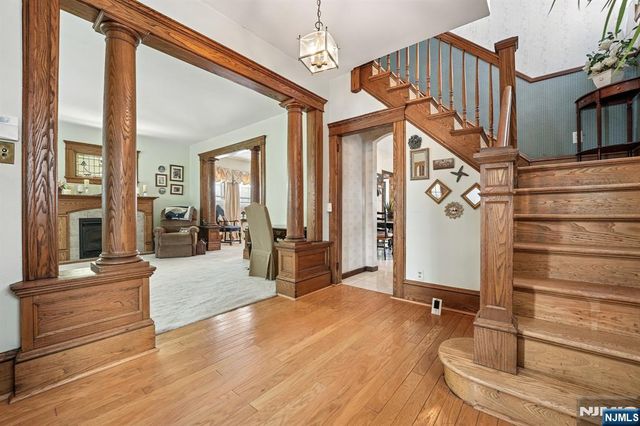 30 Lincoln Avenue, Totowa, NJ 07512