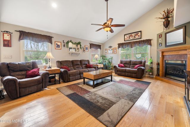 1775 Calico Lane, Toms River, NJ 08753