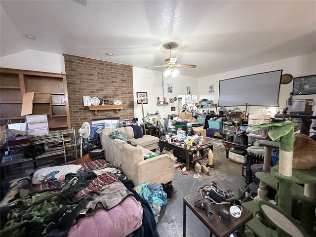 8013 Wilshire Ridge Drive, Oklahoma City, OK 73132