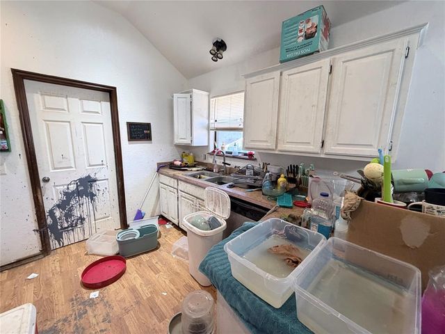 8013 Wilshire Ridge Drive, Oklahoma City, OK 73132