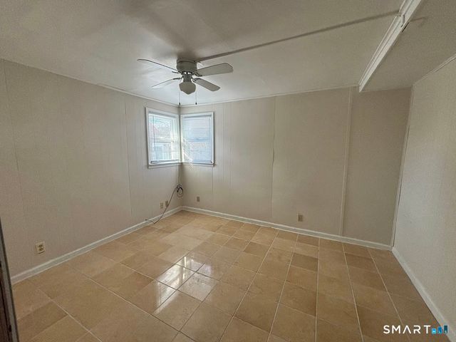 34 Seaver Circle, Bridgeport, CT 06606