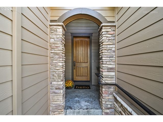 9904 Nw WAYNE Ln, Portland, OR 97229