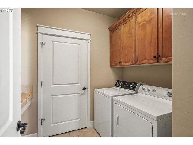 9904 Nw WAYNE Ln, Portland, OR 97229