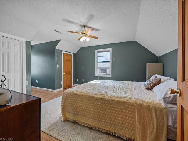 590 Walker Boulevard, Thomasville, NC 27360