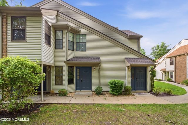 2101 Bayhead Drive 2101, Parlin, NJ 08859