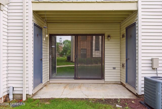 2101 Bayhead Drive 2101, Parlin, NJ 08859