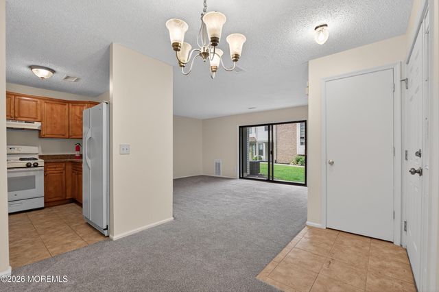 2101 Bayhead Drive 2101, Parlin, NJ 08859