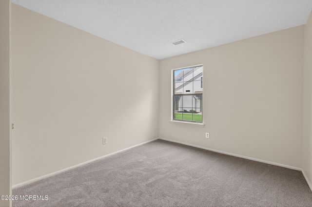 2101 Bayhead Drive 2101, Parlin, NJ 08859