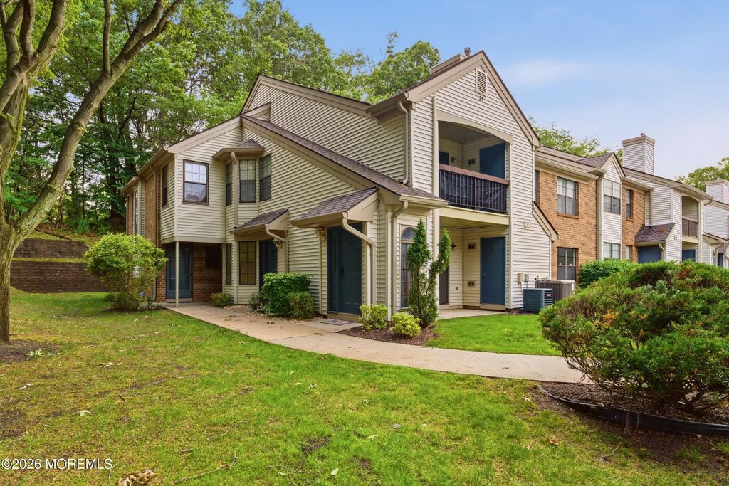 2101 Bayhead Drive 2101, Parlin, NJ 08859