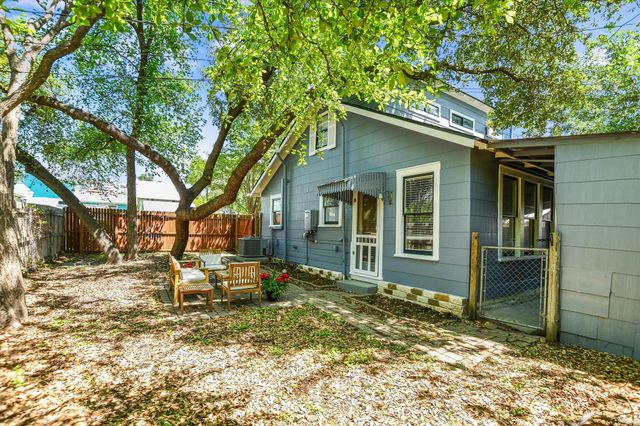 1105 W 43rd ST, Austin, TX 78756