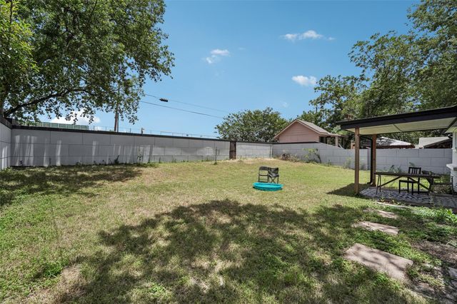 1106 Chesapeake DR, Austin, TX 78758