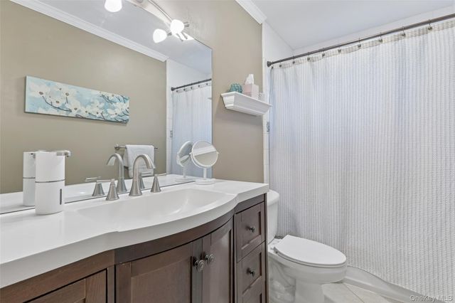 59 Gaymore Road, Port Jefferson Station, NY 11776