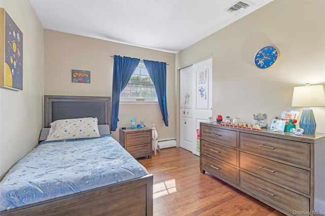 59 Gaymore Road, Port Jefferson Station, NY 11776