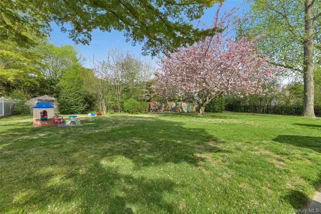 59 Gaymore Road, Port Jefferson Station, NY 11776