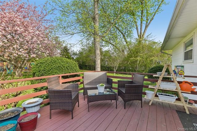 59 Gaymore Road, Port Jefferson Station, NY 11776