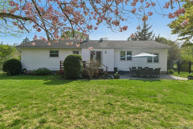 59 Gaymore Road, Port Jefferson Station, NY 11776