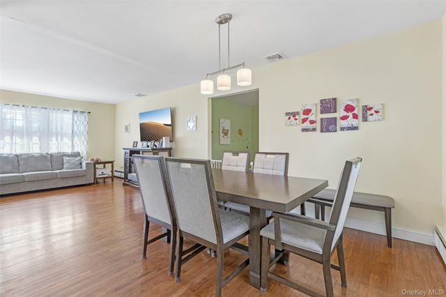 59 Gaymore Road, Port Jefferson Station, NY 11776