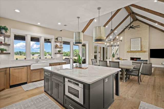 1284 A COUNTY ROAD 4940, Leonard, TX 75452