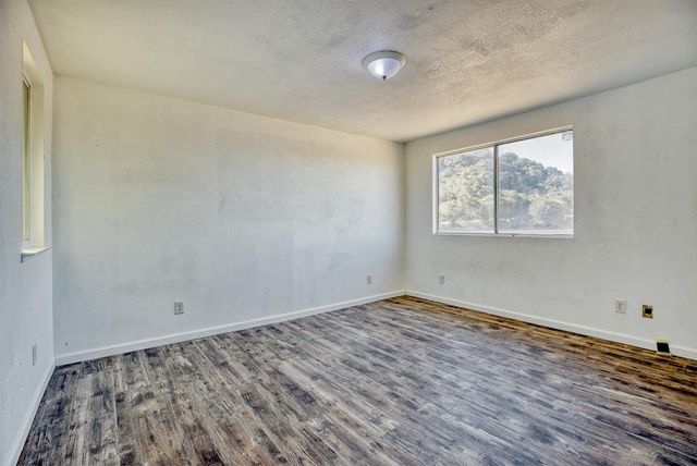 138 San Miguel Canyon Road, Royal Oaks, CA 95076