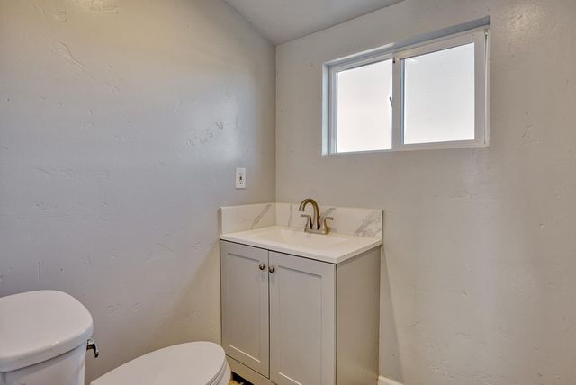 138 San Miguel Canyon Road, Royal Oaks, CA 95076