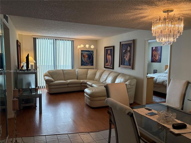 1621 Collins Ave 705, Miami Beach, FL 33139