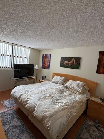 1621 Collins Ave 705, Miami Beach, FL 33139