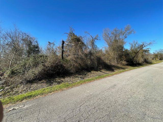 0 Yaupon St Street, Baytown, TX 77520