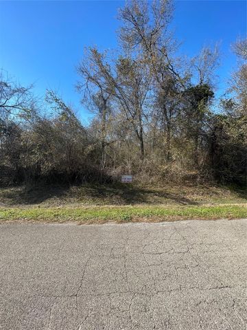 0 Yaupon St Street, Baytown, TX 77520