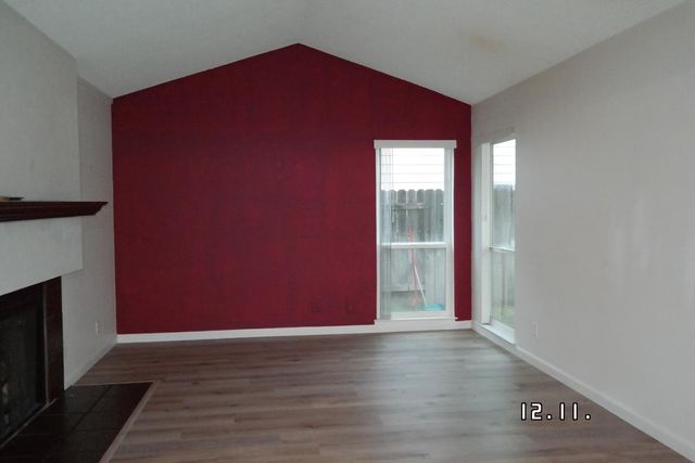 7613 Valley Wood Dr, Sacramento, CA 95828