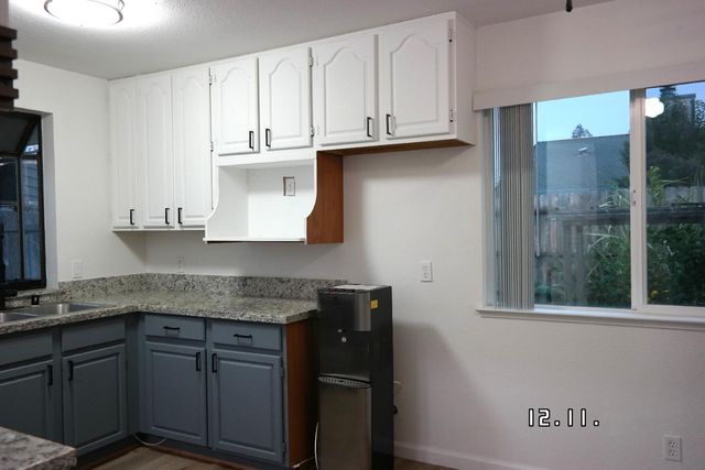 7613 Valley Wood Dr, Sacramento, CA 95828