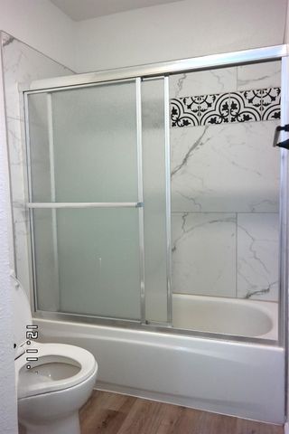 7613 Valley Wood Dr, Sacramento, CA 95828