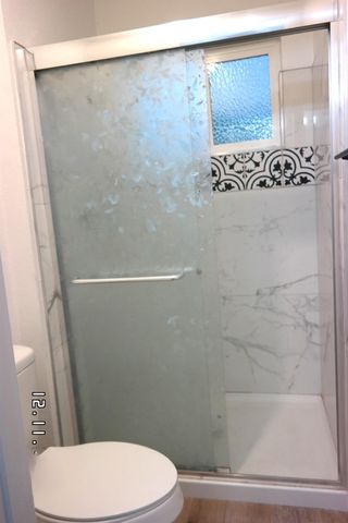 7613 Valley Wood Dr, Sacramento, CA 95828