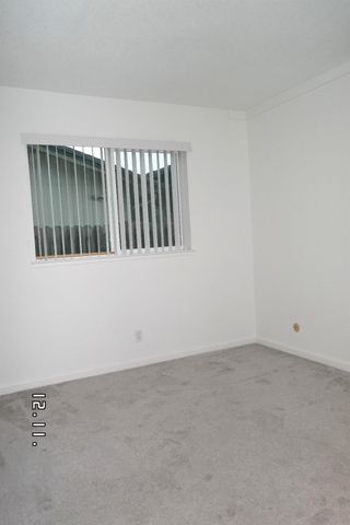 7613 Valley Wood Dr, Sacramento, CA 95828