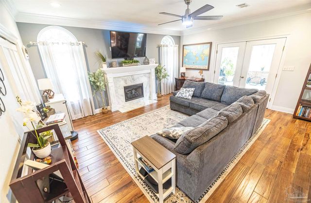 5013 Roland Rd, Pace, FL 32571