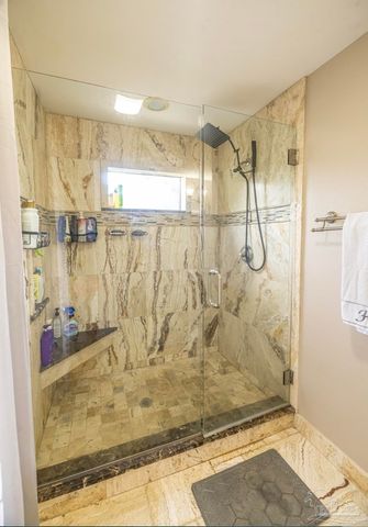 5013 Roland Rd, Pace, FL 32571
