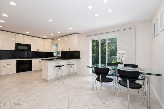 11 Buffalo, East Brunswick, NJ 08816