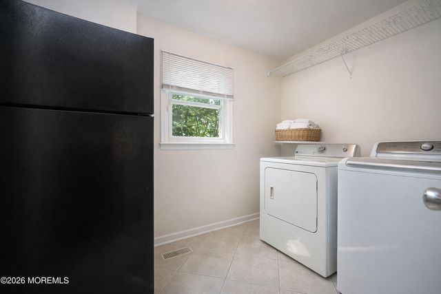 11 Buffalo, East Brunswick, NJ 08816