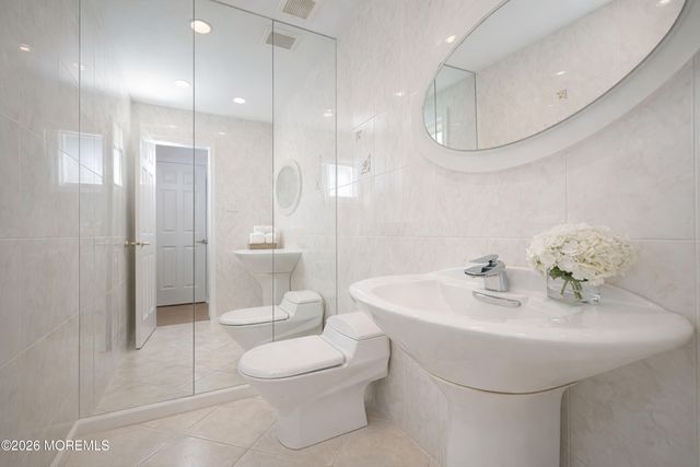11 Buffalo, East Brunswick, NJ 08816