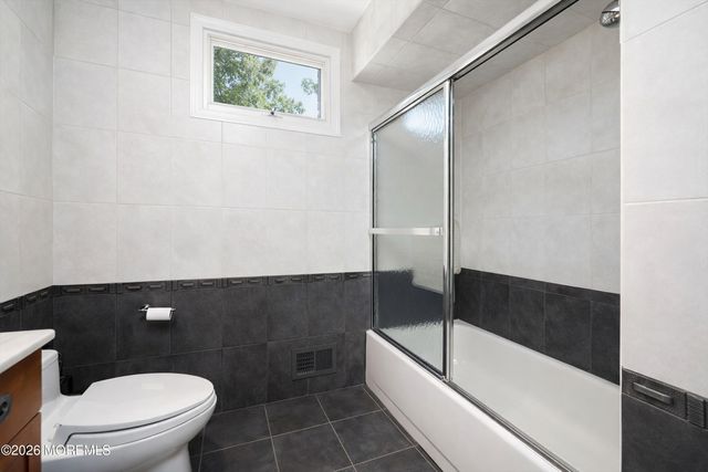 11 Buffalo, East Brunswick, NJ 08816